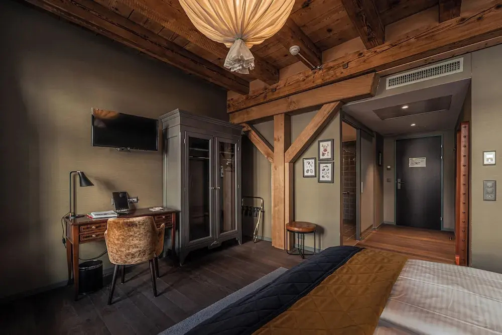 Superior room