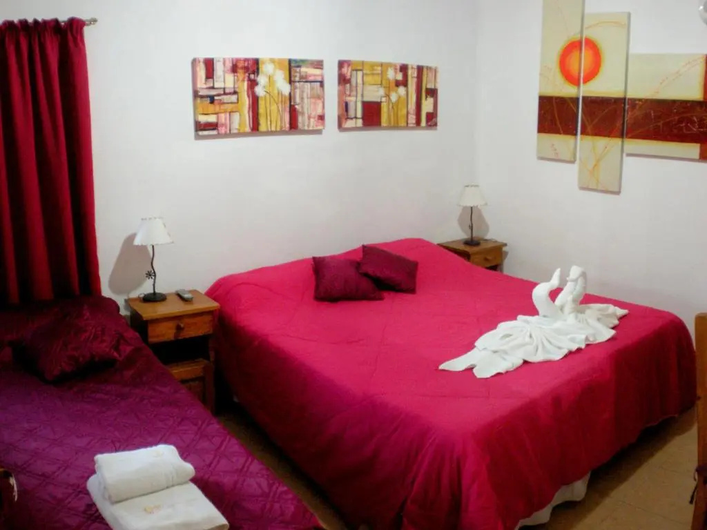 2 Bedrooms Bungalow