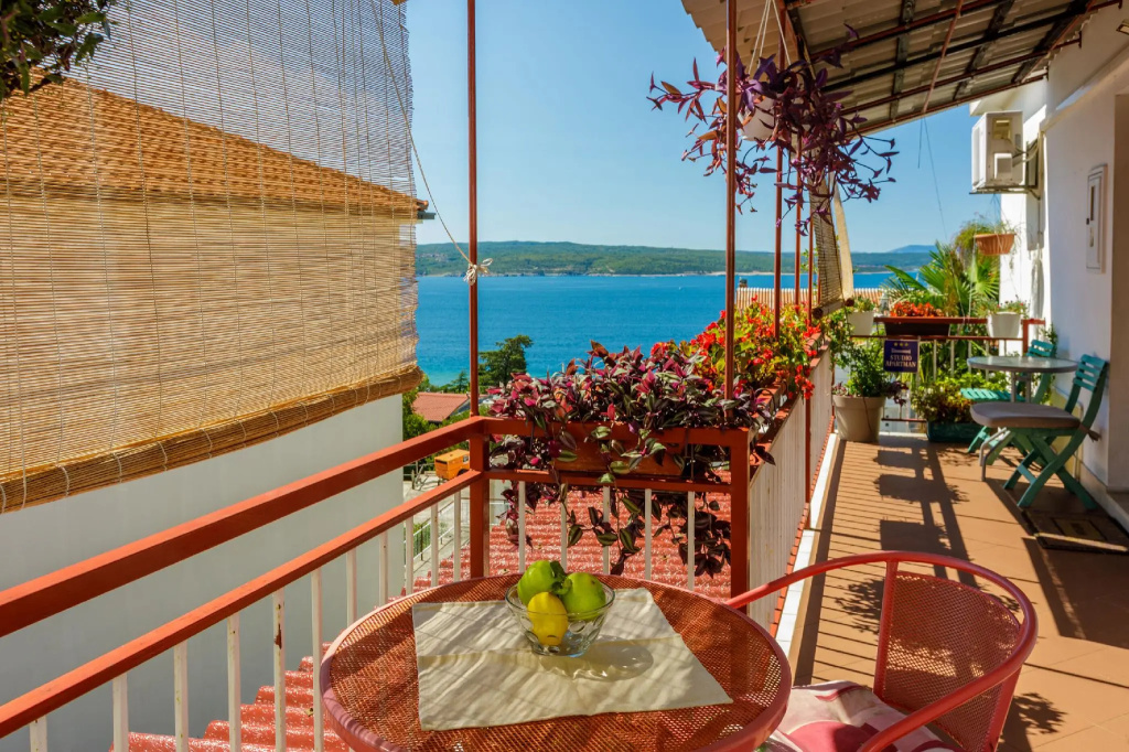 Apartment Antic S