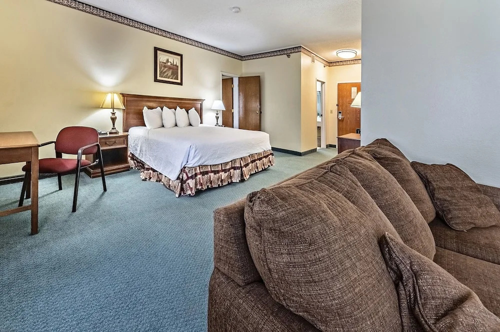 Double Family Suite (full double bed)