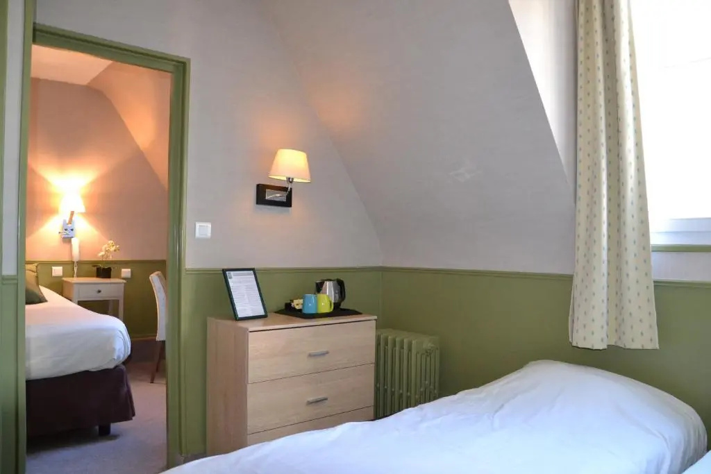 Inter-Hotel Les Ajoncs D'Or - Chambres