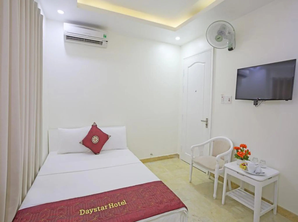 Deluxe Double room (full double bed)