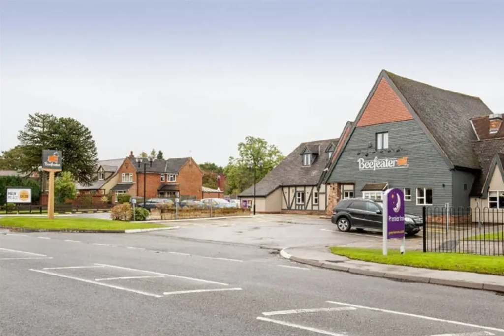 Premier Inn Solihull (Hockley Heath, M42) - фото 47