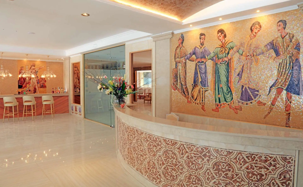 Mythos Palace Resort
