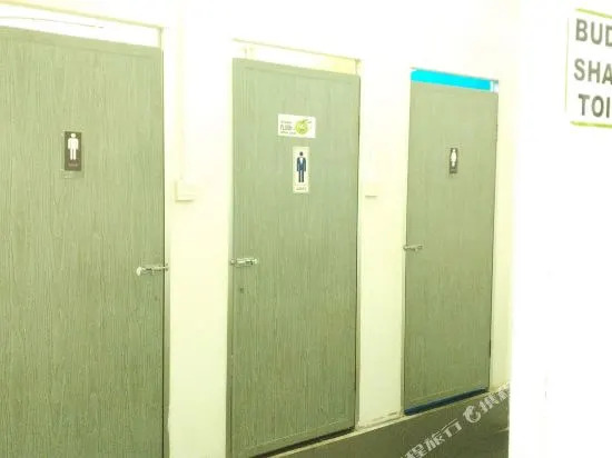 Apple 1 Hotel Superior