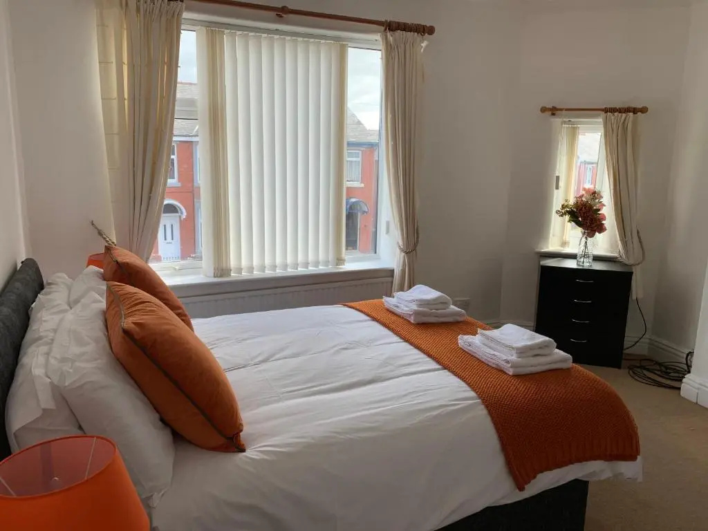 Blackpool Abode - Ansdell House - Chambres