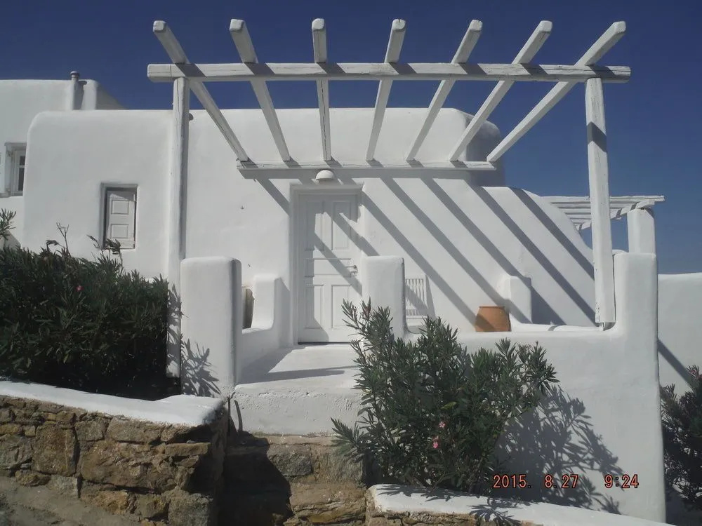 Elia House