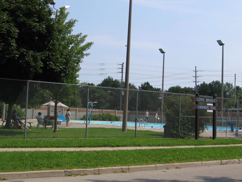 Square One Comfort Suite By Elite Suites