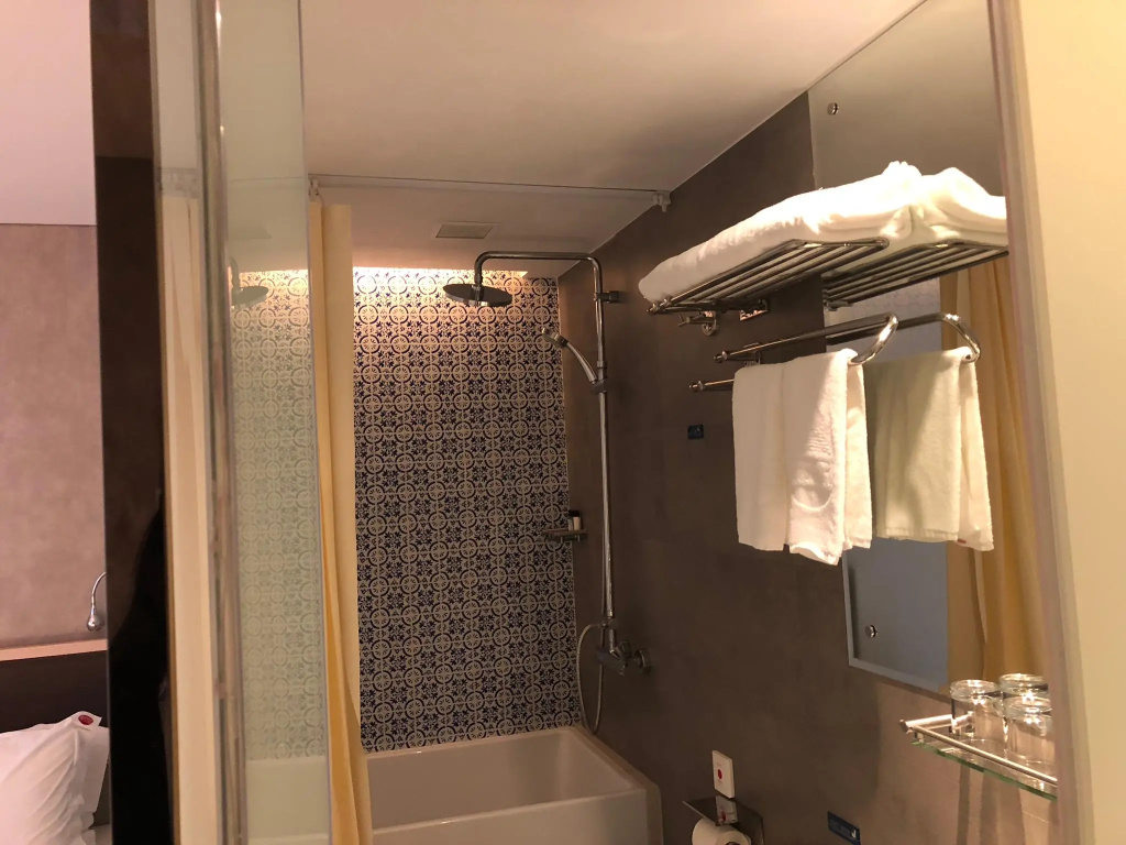 Deluxe Double room (twin beds)