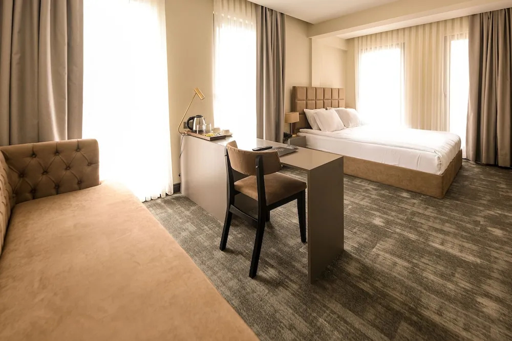 Hotel photo 11