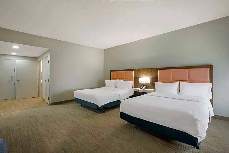 Quadruple Suite