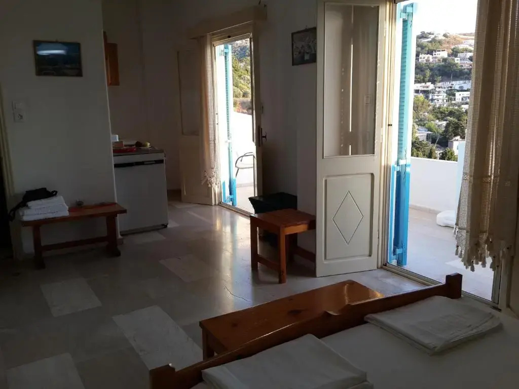 Standard Double room with sea view full double bed