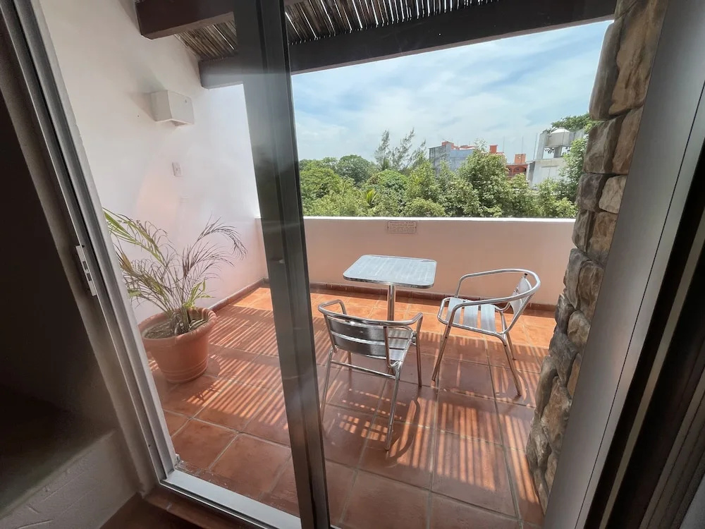 Balcony & Terrace