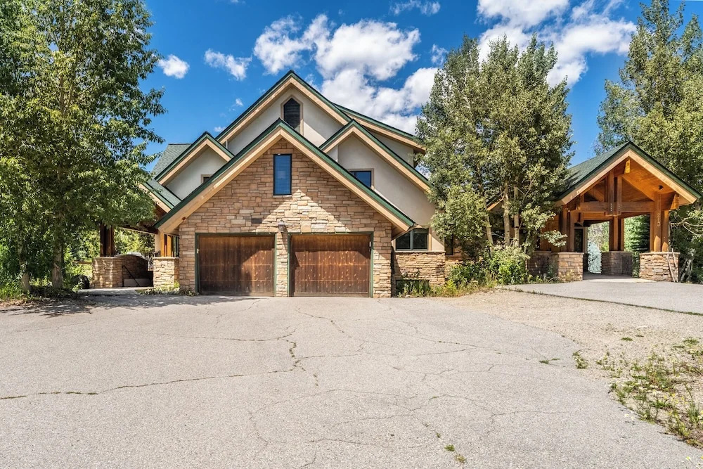 213 County Road 1041