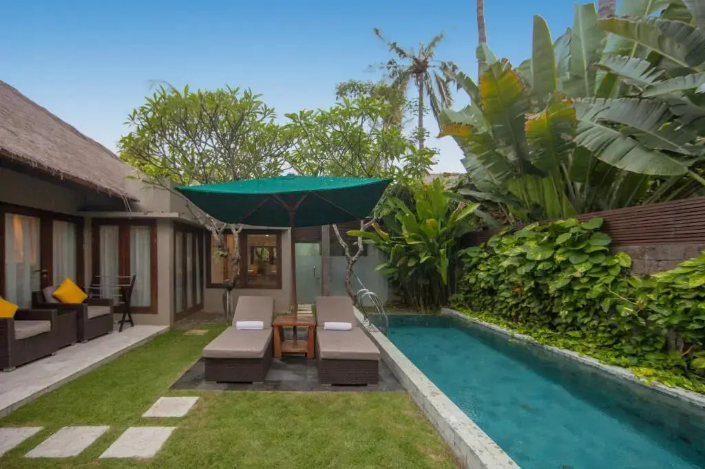 Legian Beach Hotel