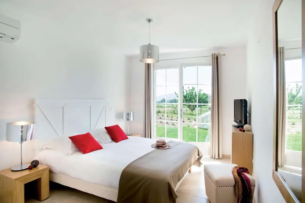 Voir la photo 2 — Luberon Villa With Private Pool for 8