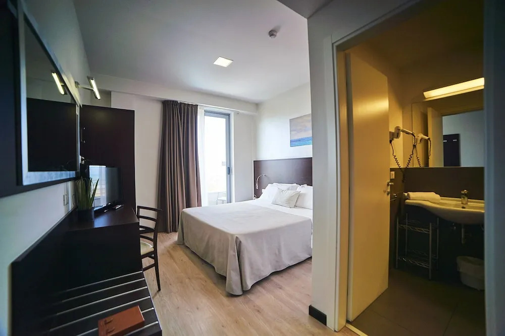 Двухместный номер Classic с балконом двуспальная кровать в Alisei Palace Hotel