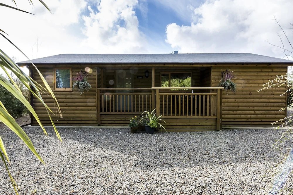 Laurel Lodge - Log Cabin - St Florence