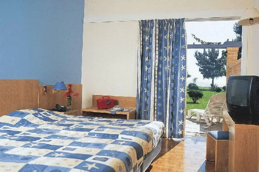 Standard Triple room with balcony