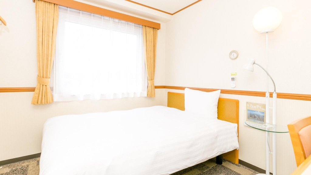 Toyoko Inn Shin Osaka Station Higashi 사진 10