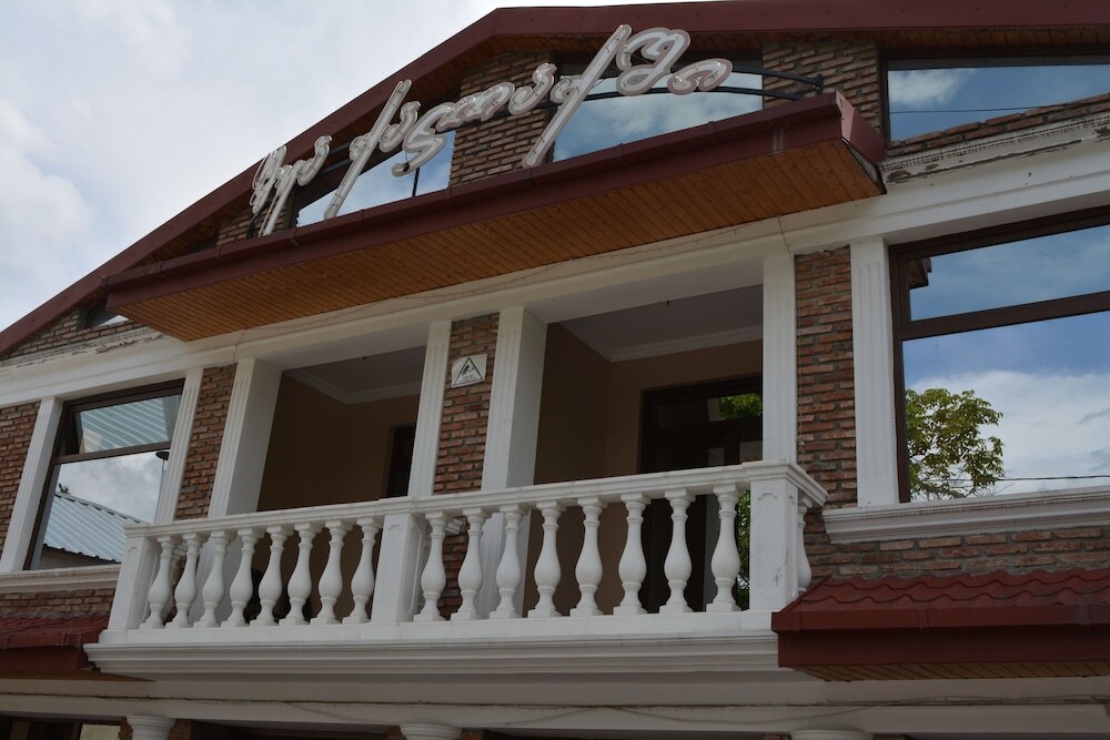 Hotel In The Middle Of City