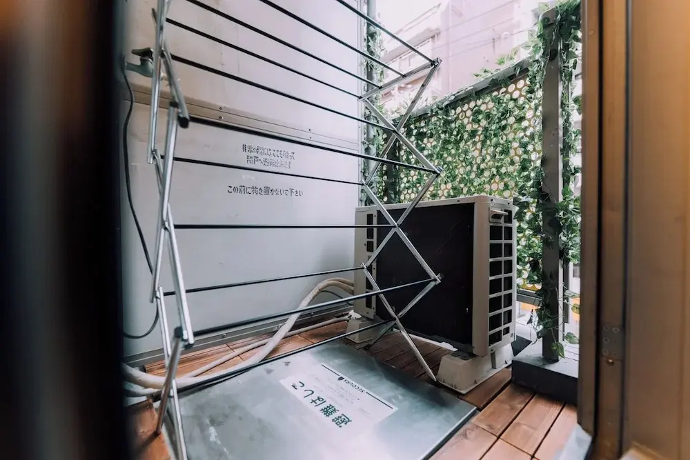 Minimalist Loft 203