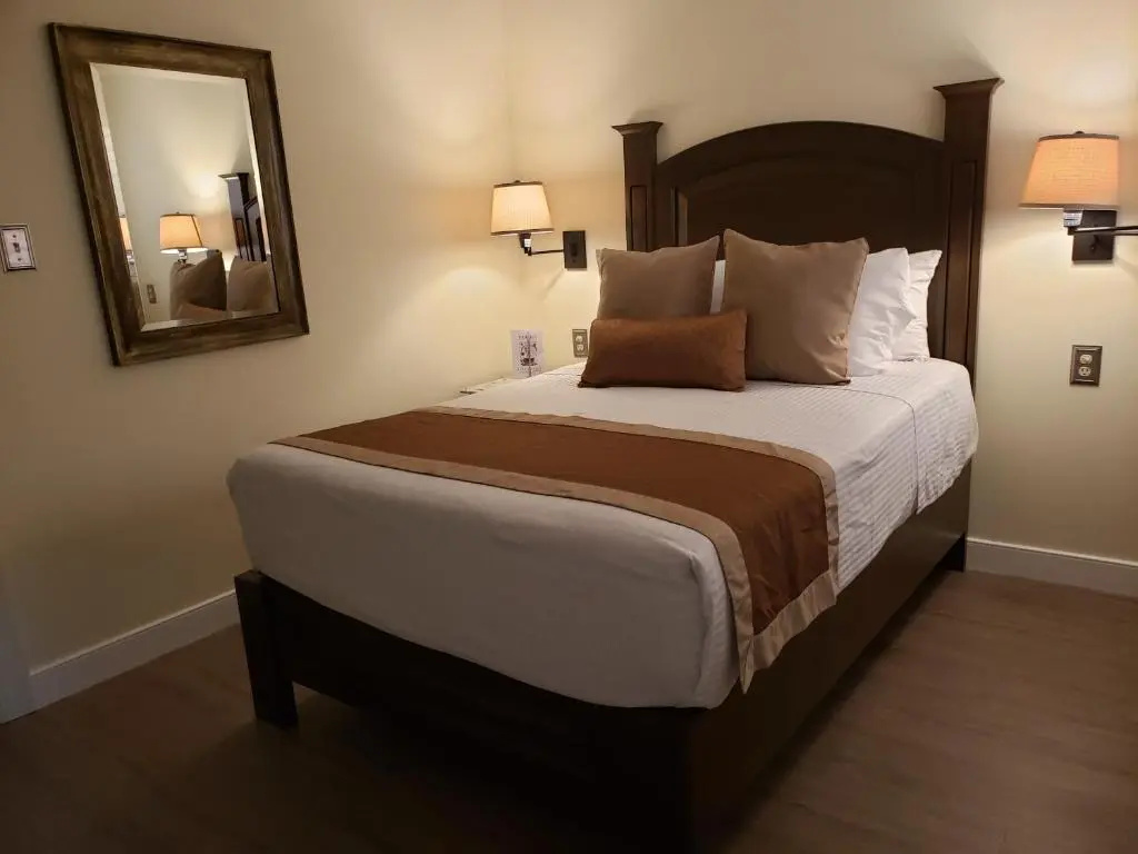 Standard Double room (full double bed)