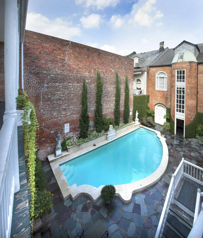 Chateau Hotel - Général