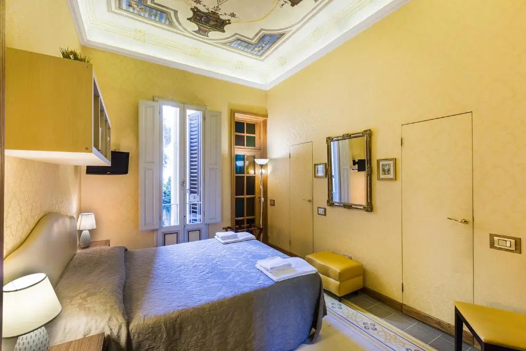 Standard Double room (full double bed)