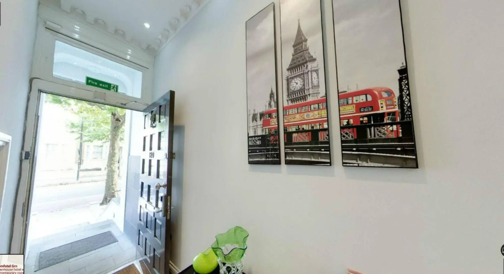 Hotel photo 11