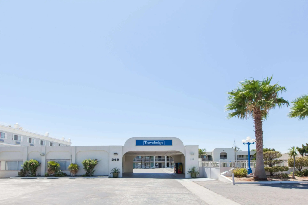 Travelodge by Wyndham Los Banos CA