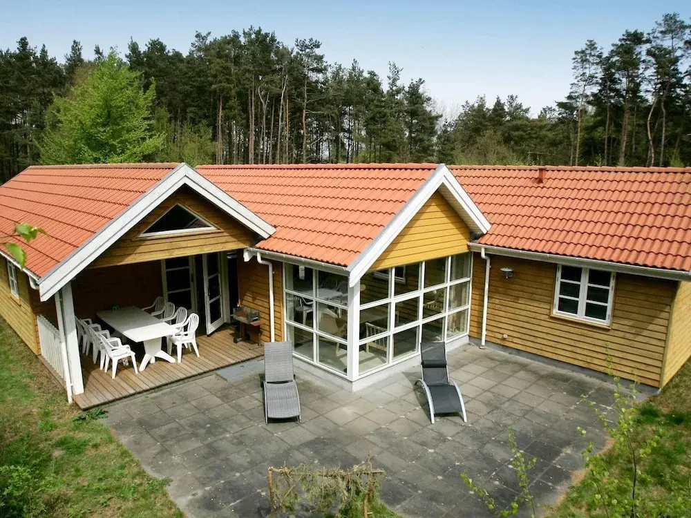 5 Star Holiday Home in Aakirkeby
