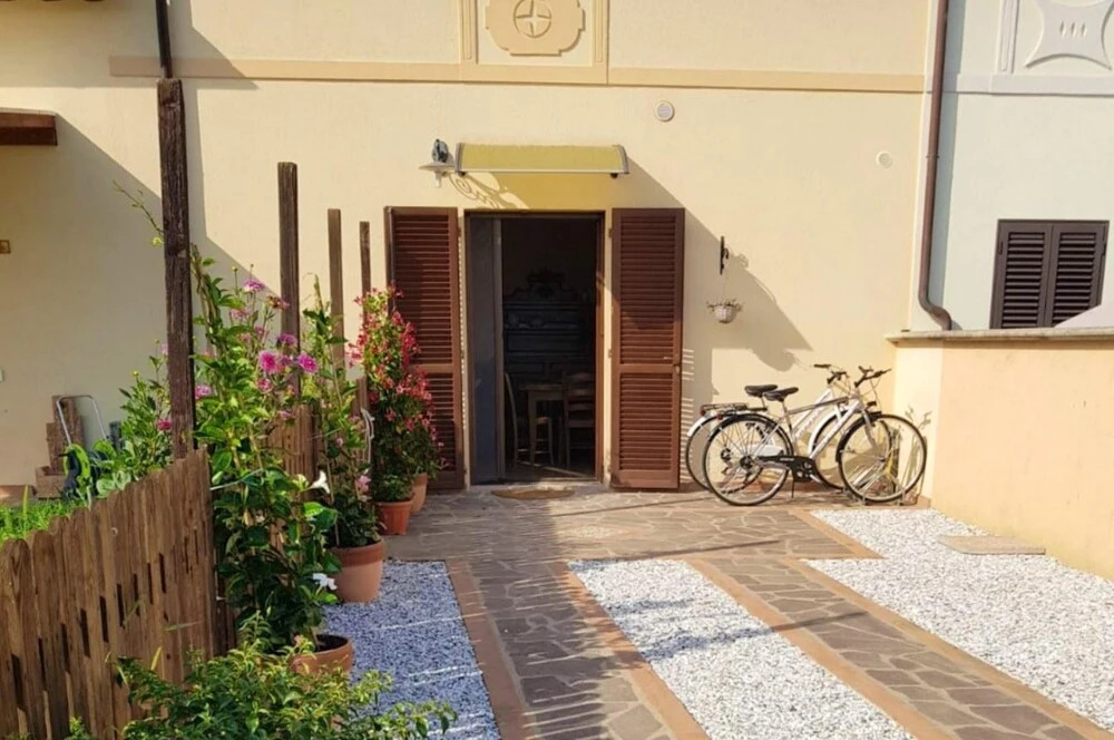 Apartment With one Bedroom in Cascina, With Shared Pool and Wifi - Near the Beach