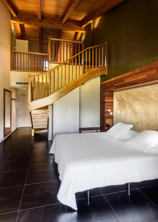 Standard Double Duplex room with balcony (full double bed)