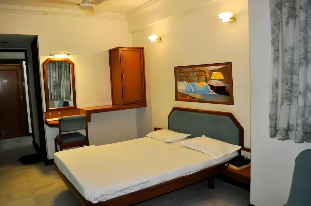 Hotel GRG — 3