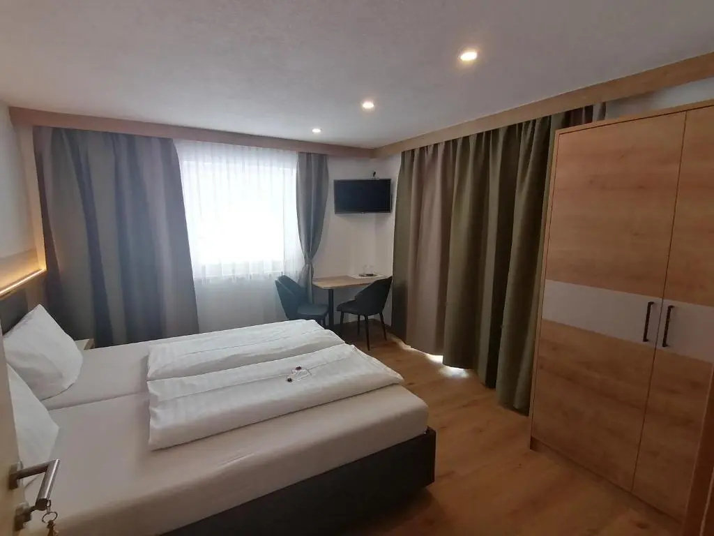 Gstehaus Holaus - Chambres