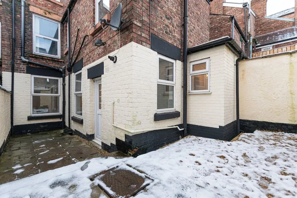 343b Aigburth Road