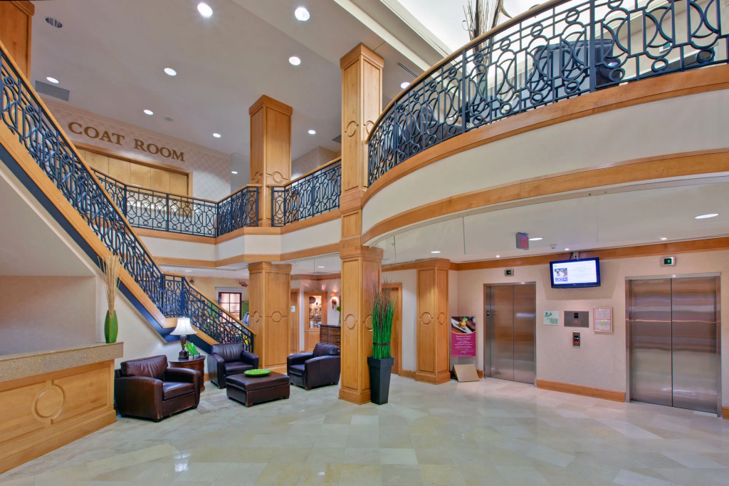 Holiday Inn Hotel & Suites Ottawa Kanata by IHG - Général