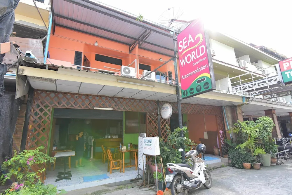Sea World Guesthouse