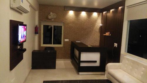 gallery_image_hidden_17