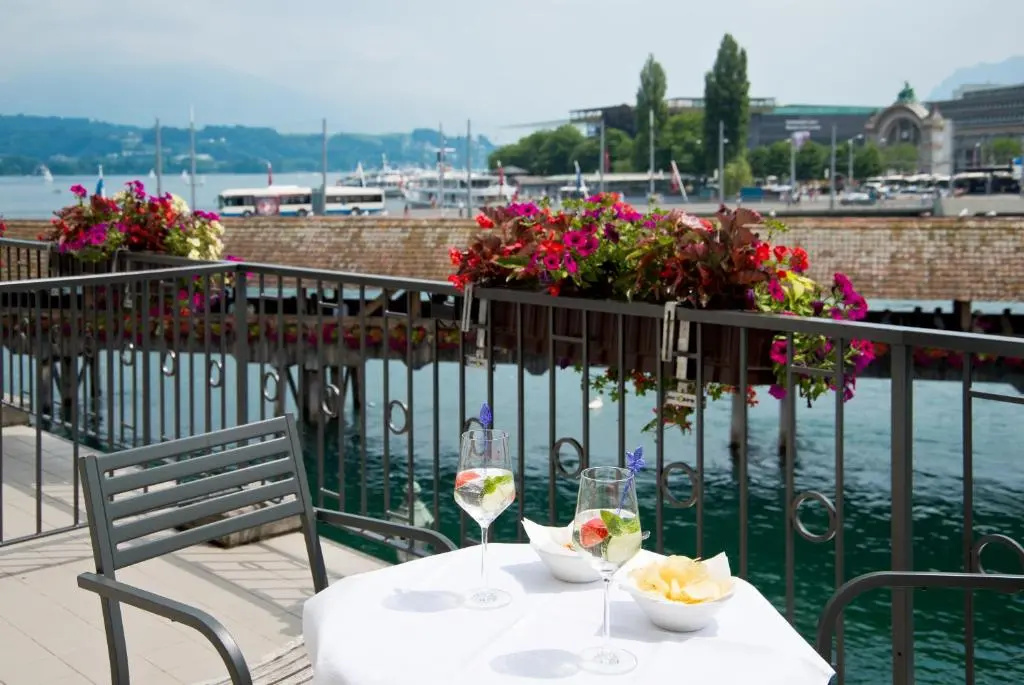 Standard Double room with balcony (full double bed)