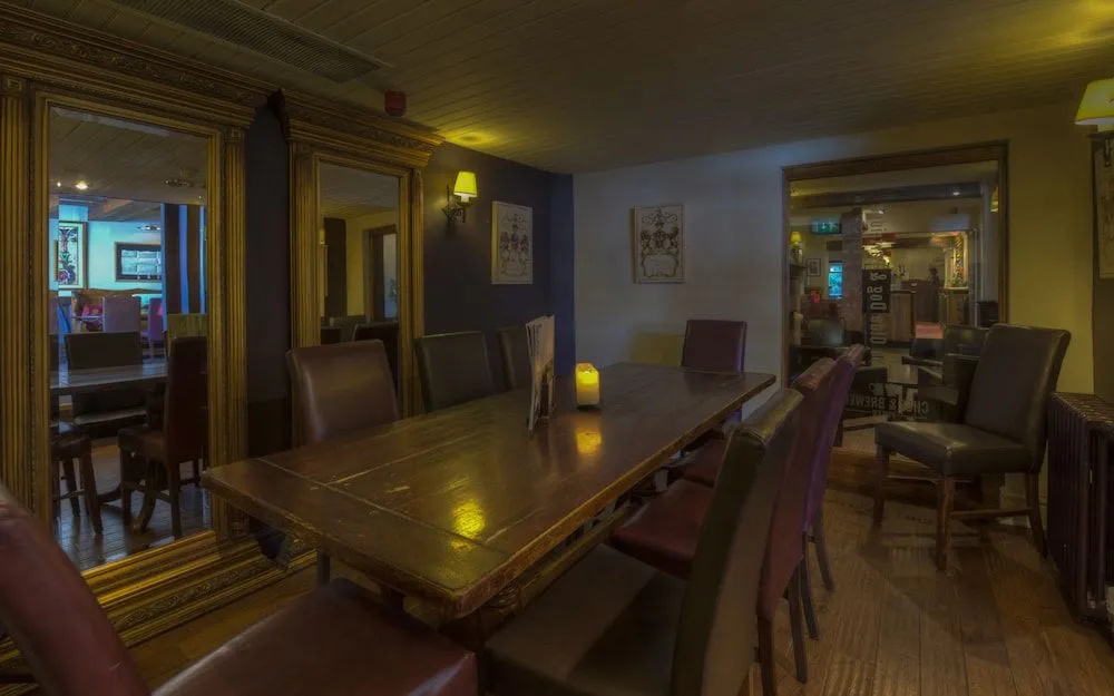 Dog & Partridge Hotel by Chef and Brewer Collection - Général