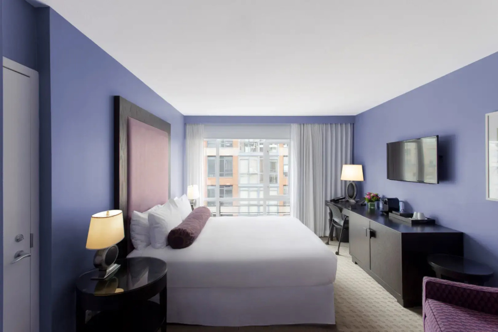 Deluxe Double room (full double bed)