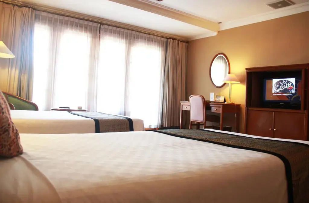 Singgasana Hotel Surabaya - Chambres