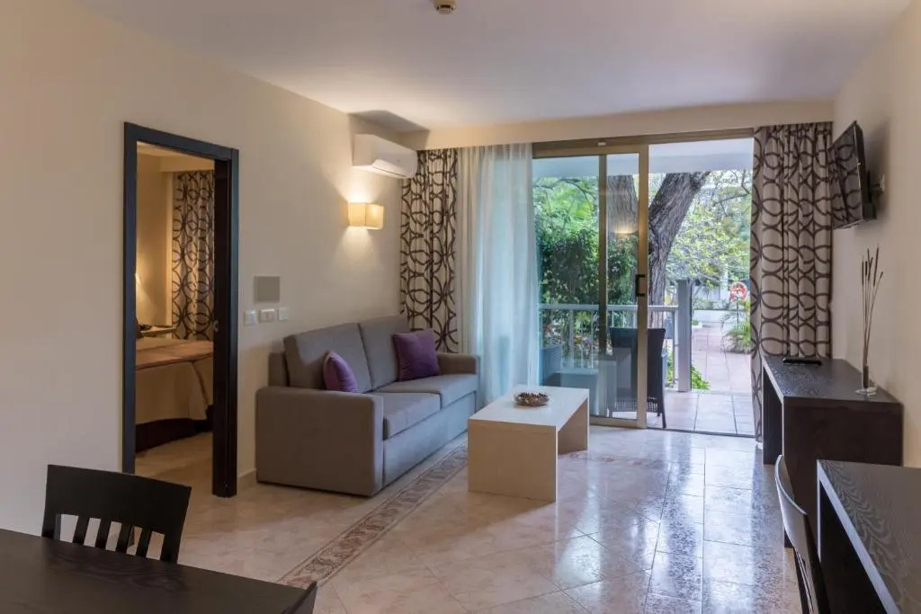 Hotel Colón Rambla - Chambres