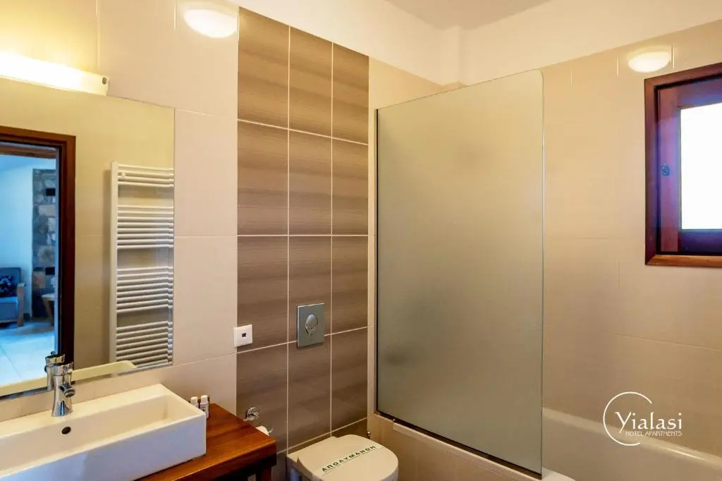 Yialasi - Chambres