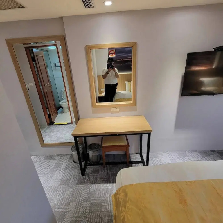 Business Double room (twin beds)
