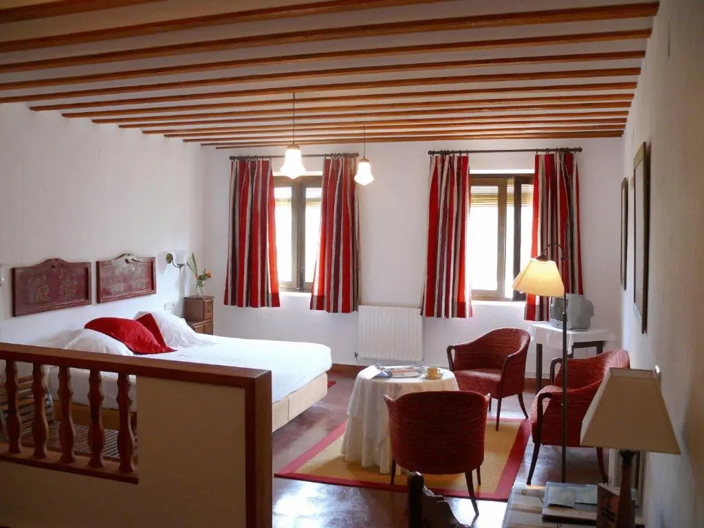 Superior Double room (full double bed)