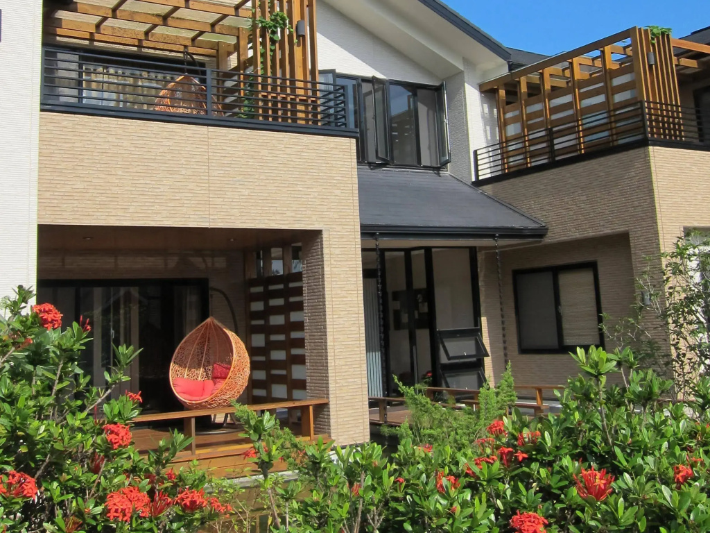 Green Willow House