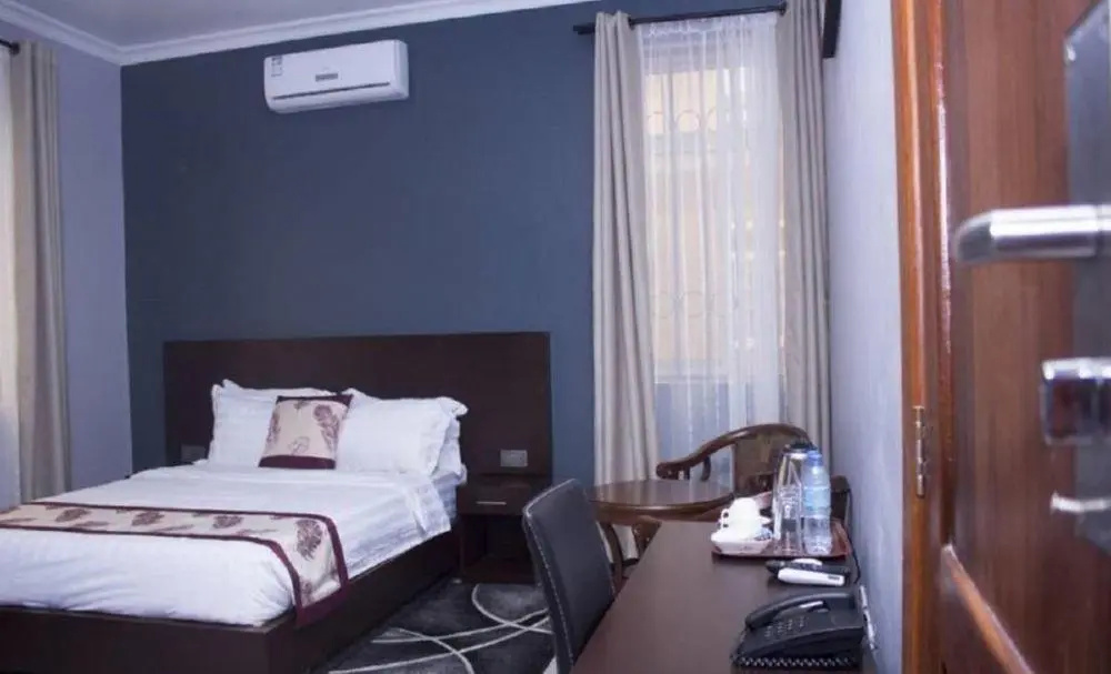 Hotel photo 2